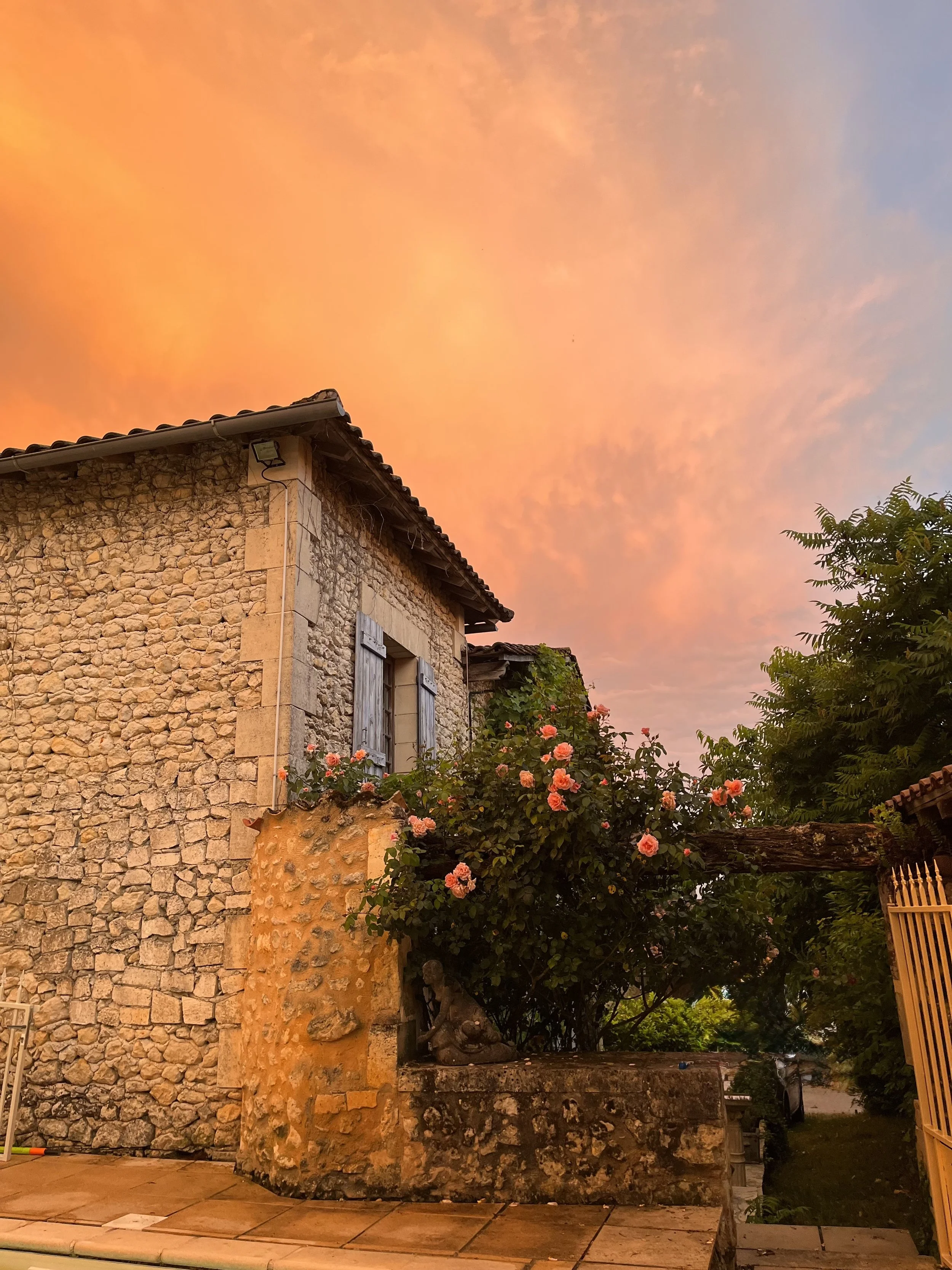 A beautiful sunset can be viewed from the outside pool