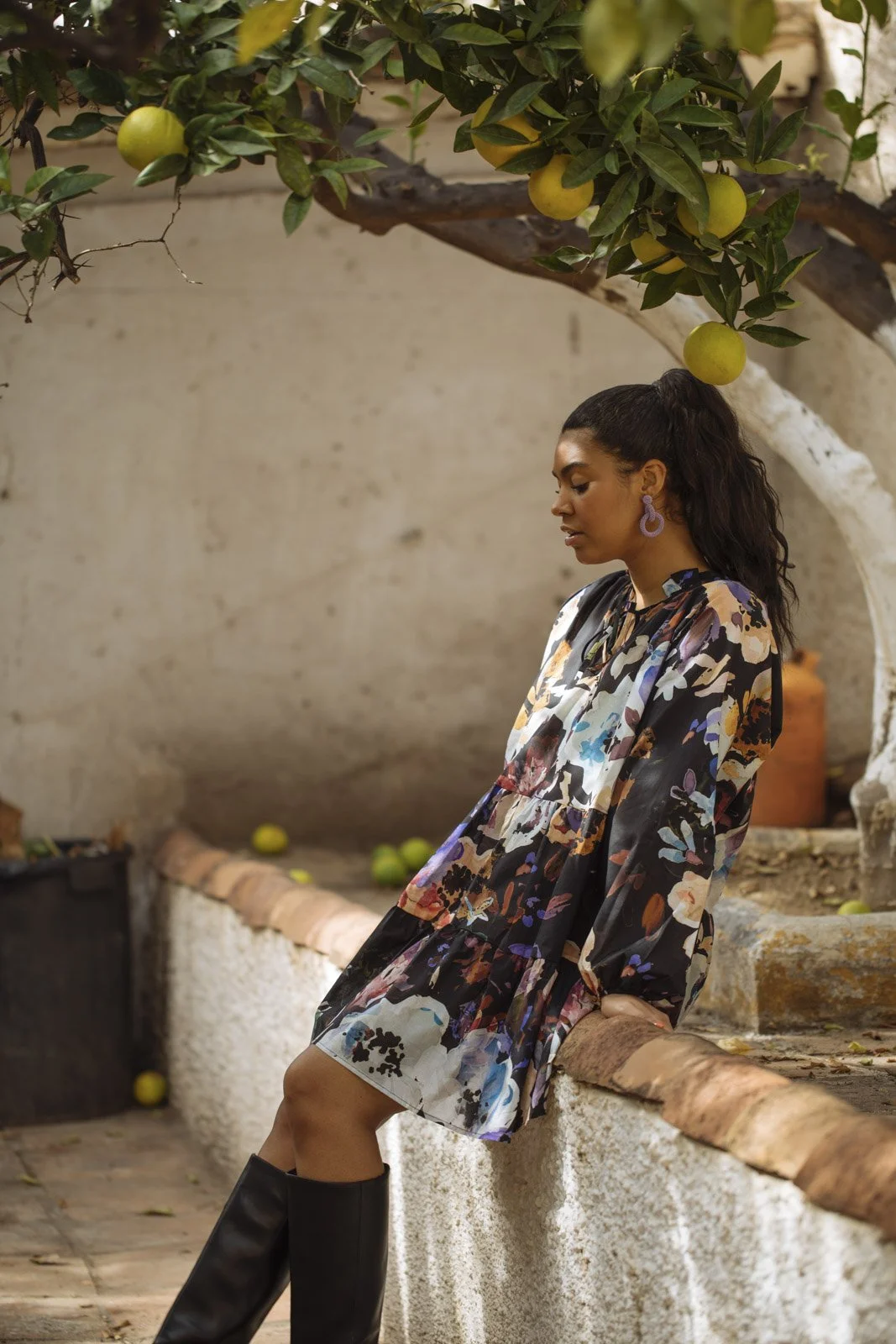 kaiko-voluminous-tunic-black-anemone-gia-earrings-lilac-8573-web.jpg