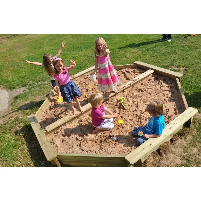 Sensory Exploration Sand Pit – Large Octagon Wooden Sandpit