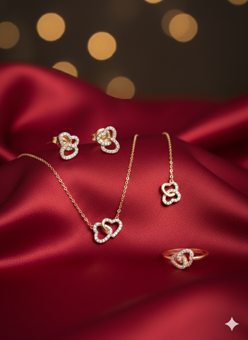 Entangled Heart Necklace Set