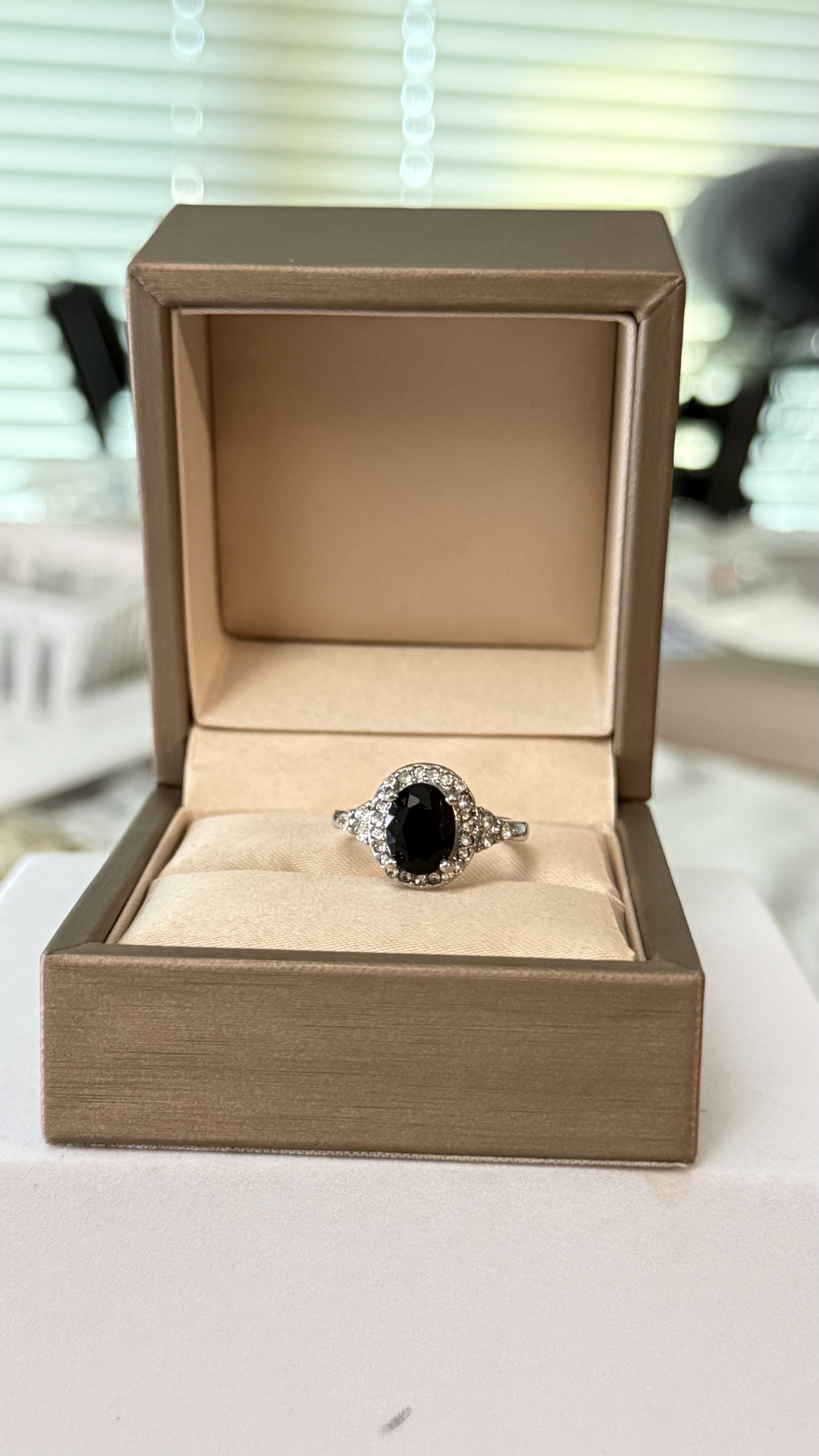 Elegance Noir Gemstone Ring