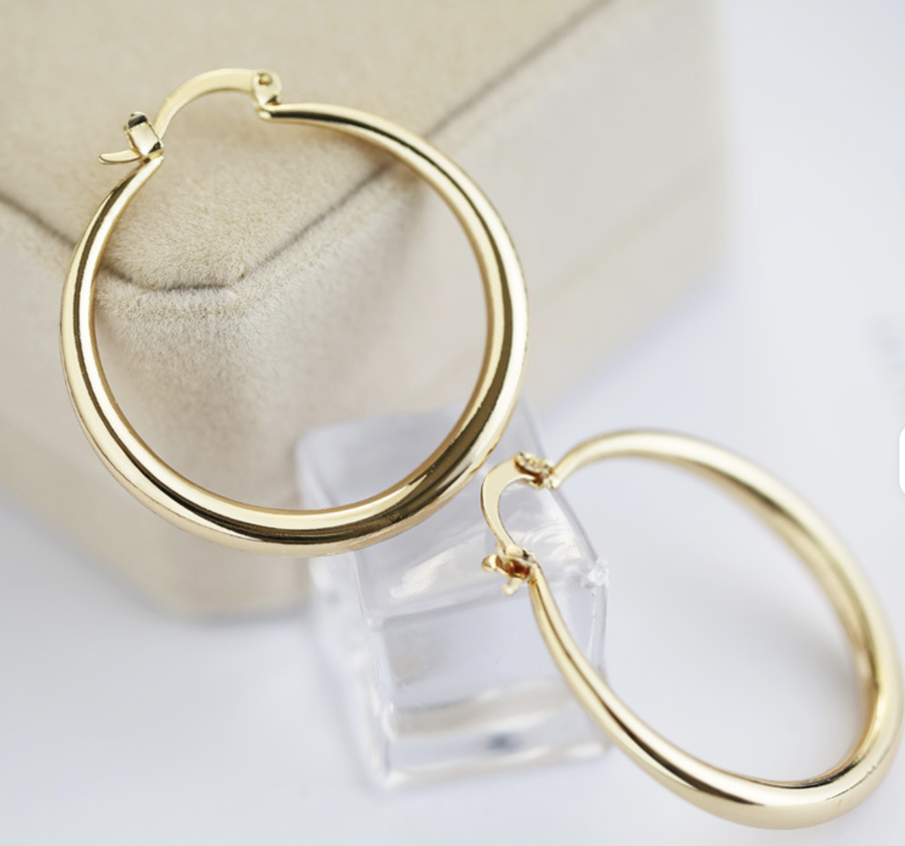 ER16 Classic Gold Plated Hoop Earrings