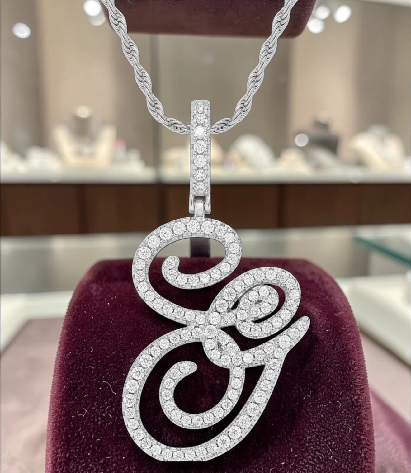SS507 Sassy's Dazzling Gold Initial 