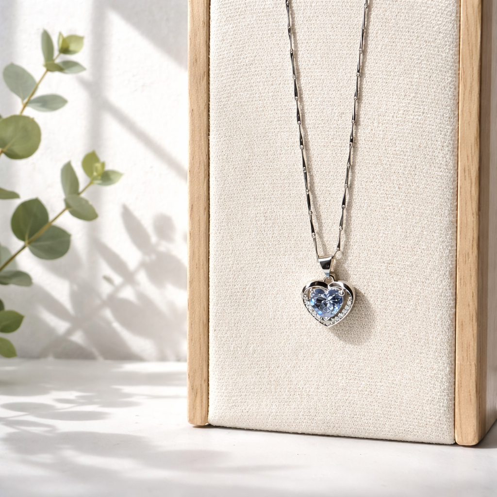 SK317 Sterling Silver 925 Heart-Shaped Blue Gemstone Necklace