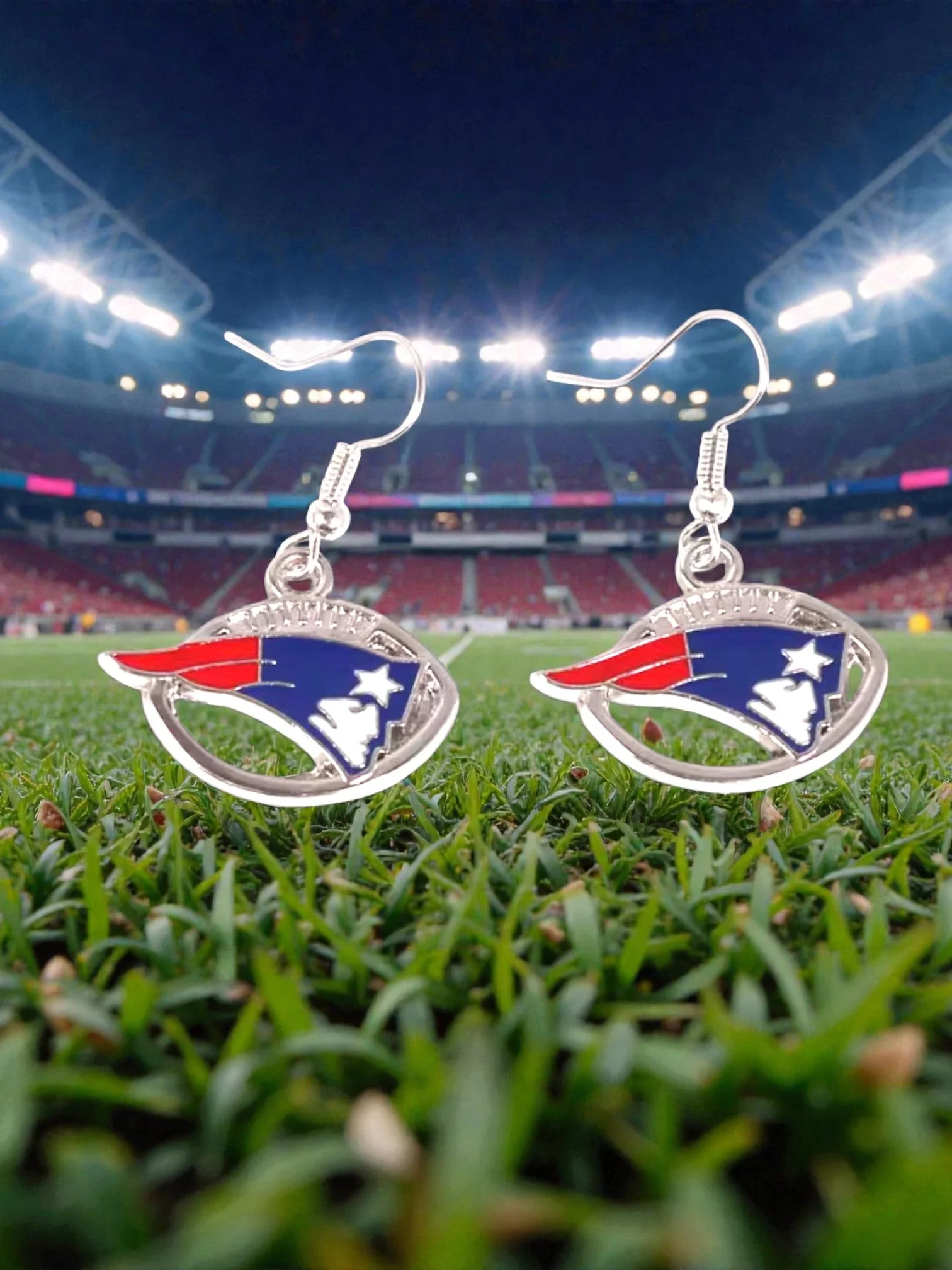 E104 New England Patriots With A Football Curve Earrings