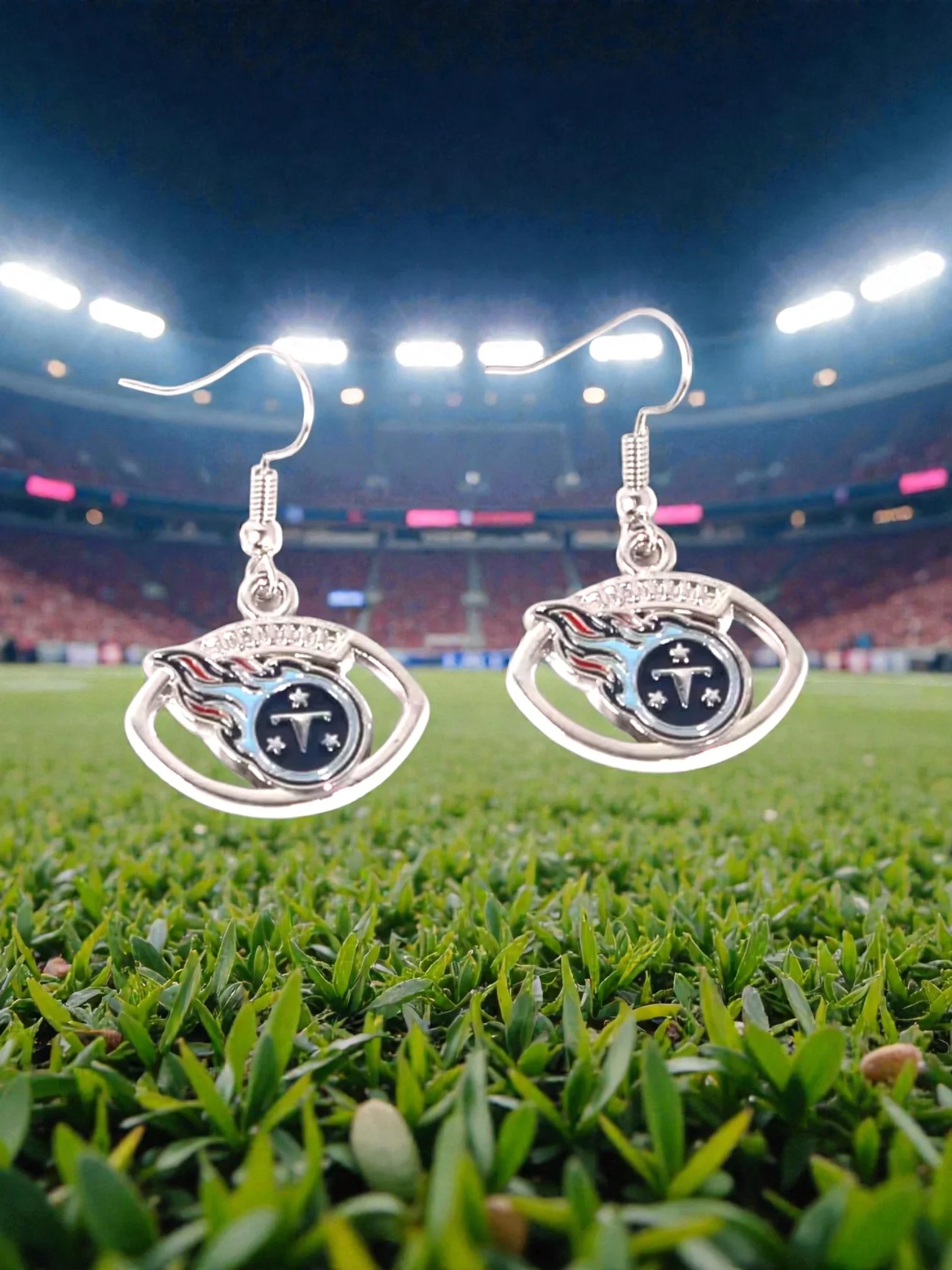 E105 Tennessee Titans With A Football Curve Earrings