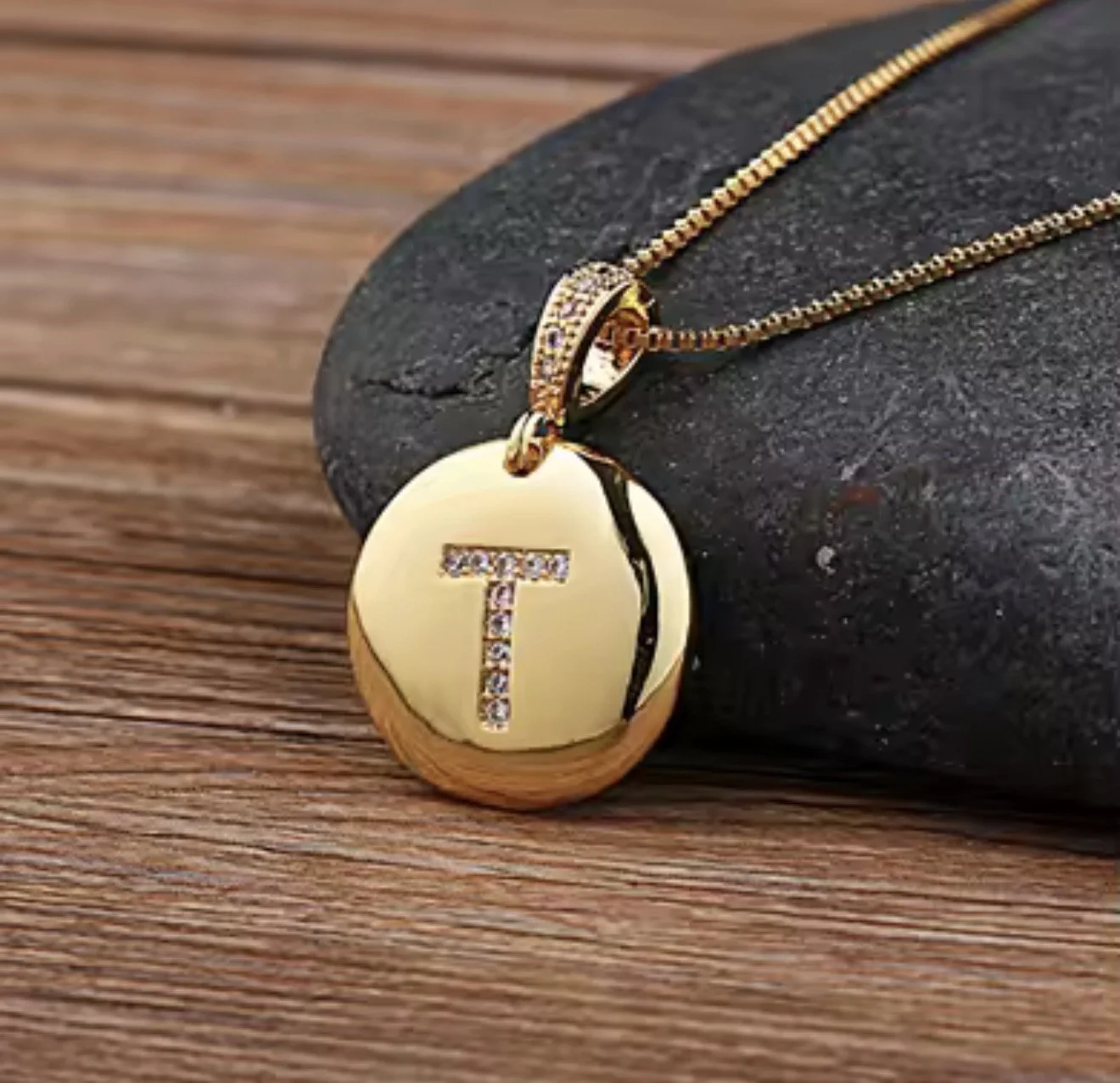 Personalized Initial Pendant Necklace - Letter T