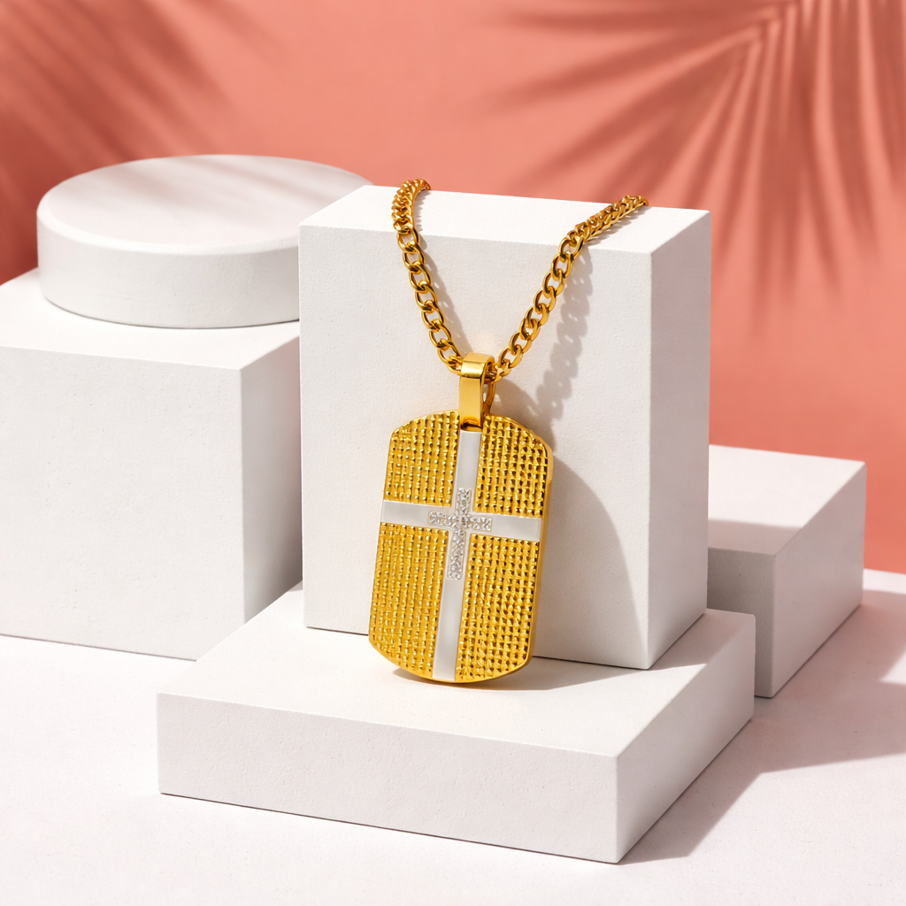 D11 LuxGold Cross Pendant Necklace