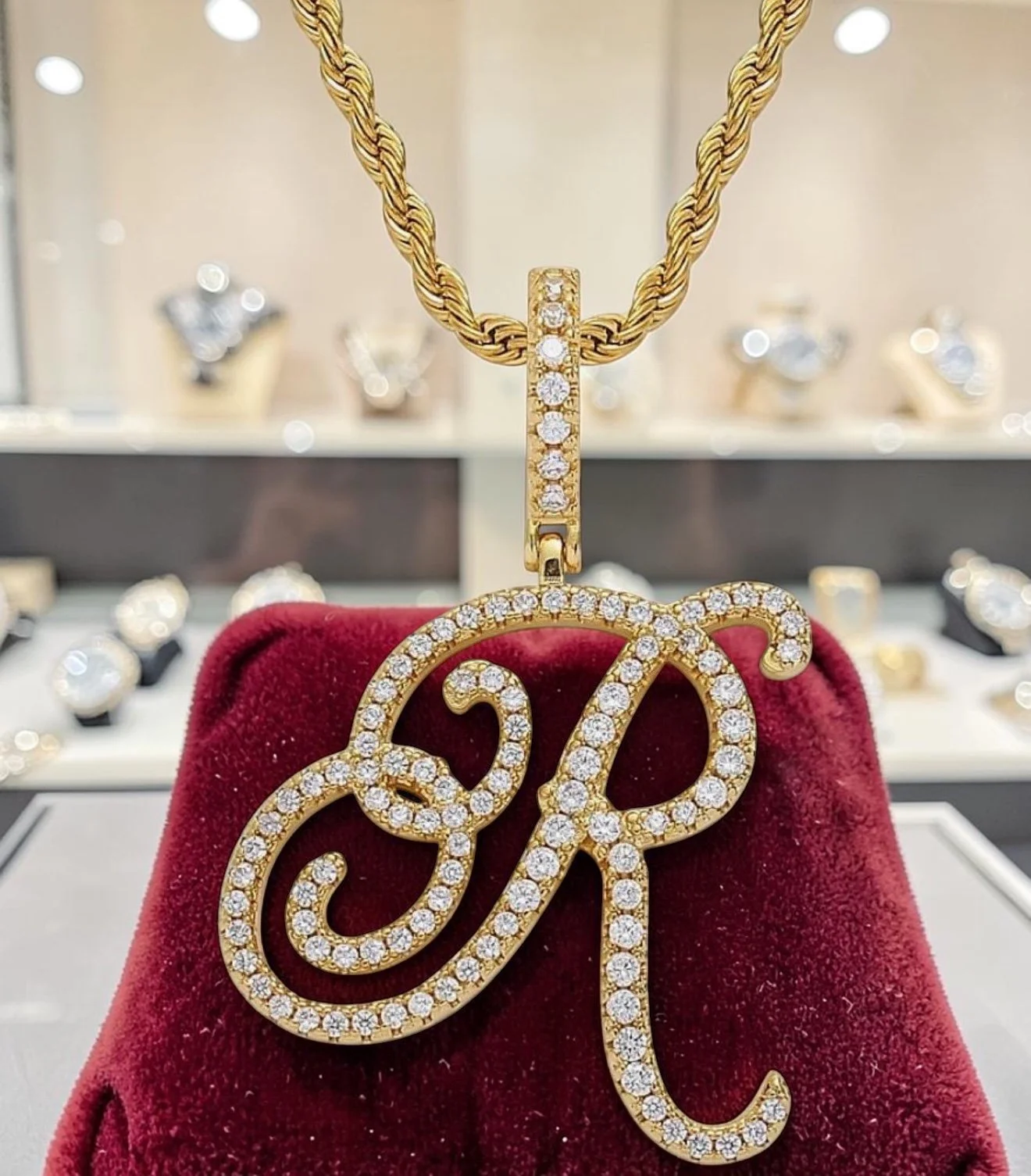 SS518 Sassy's Dazzling Gold Initial 