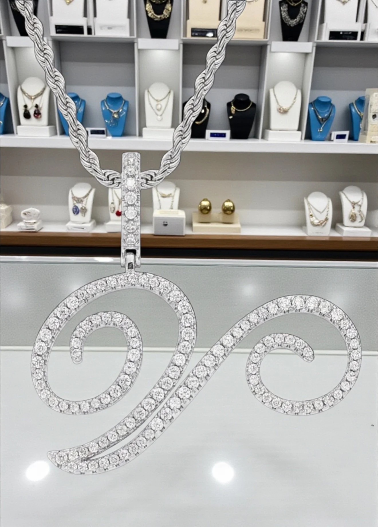 SS522 Sassy's Dazzling Gold Initial 