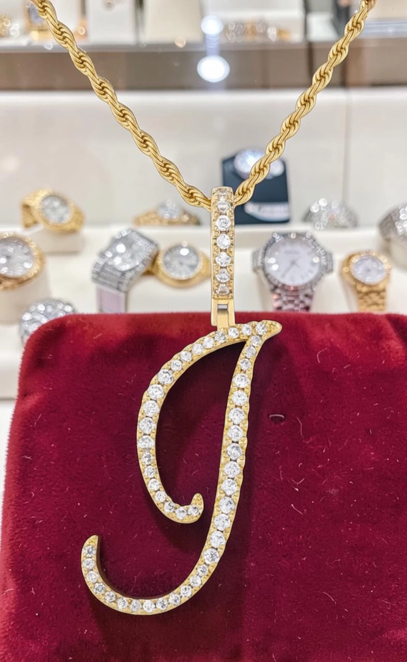 SS509 Sassy's Dazzling Gold Initial 