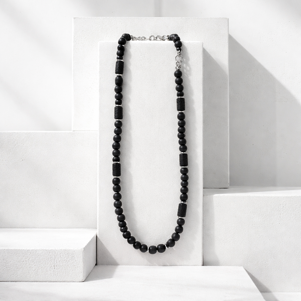 ST150 Black Bead Necklace