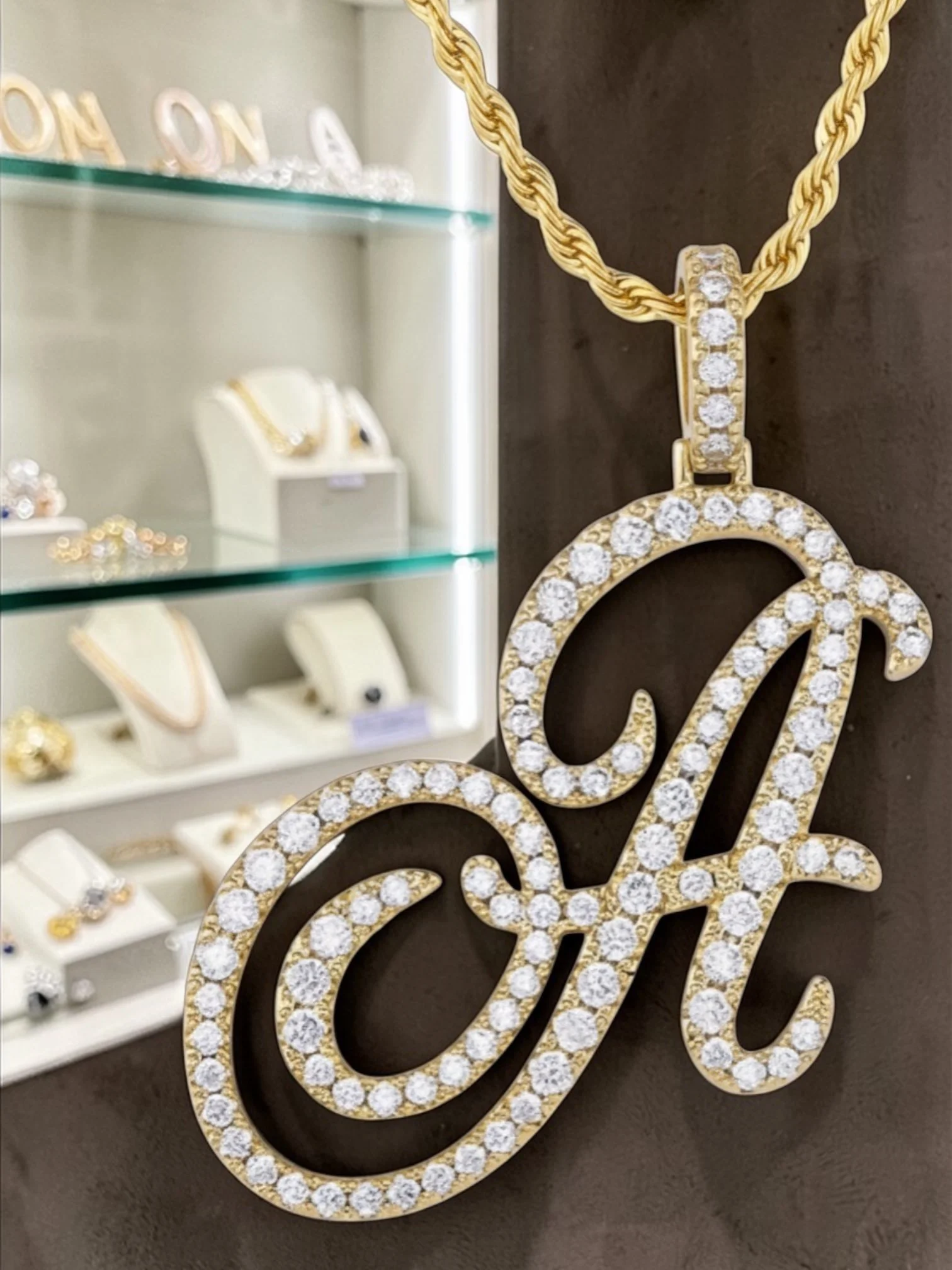 SS501 Sassy's Dazzling Gold Initial 