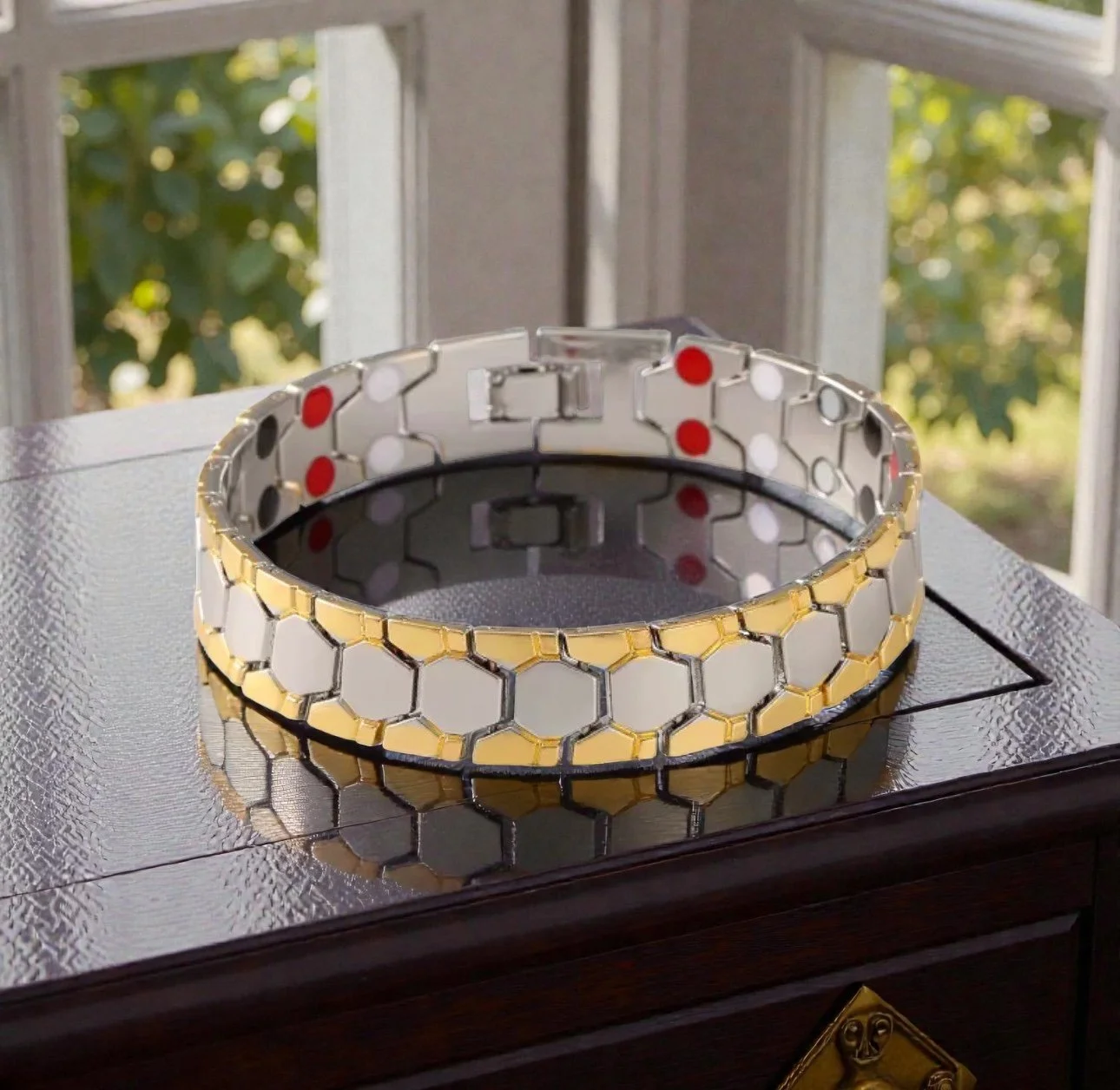 S208 Magnetic Hexagon Link Bracelet