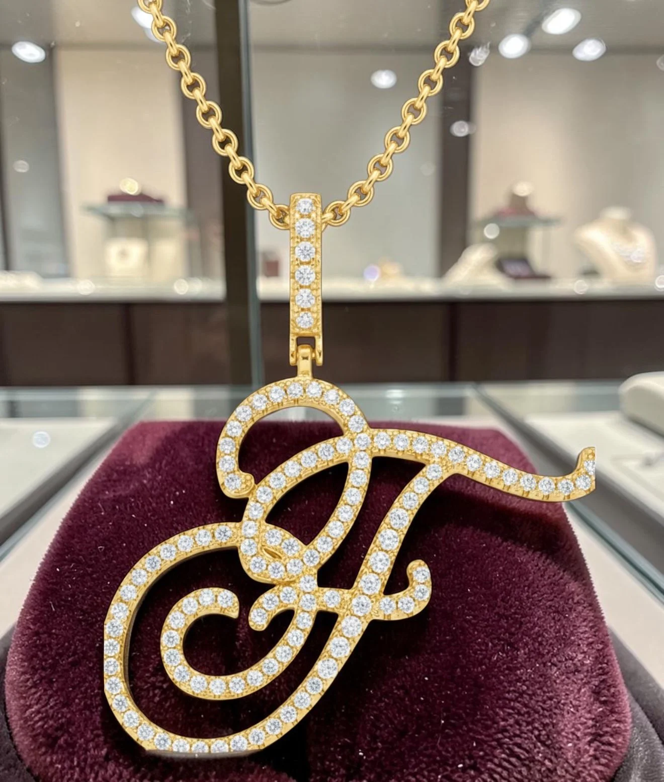 SS506 Sassy's Dazzling Gold Initial 