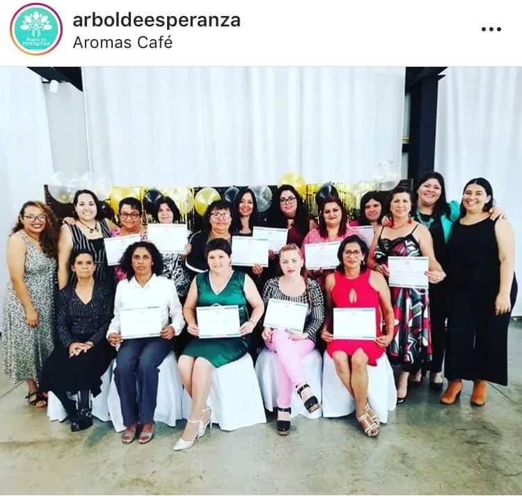 Arbol De Esperanza Women graduate!