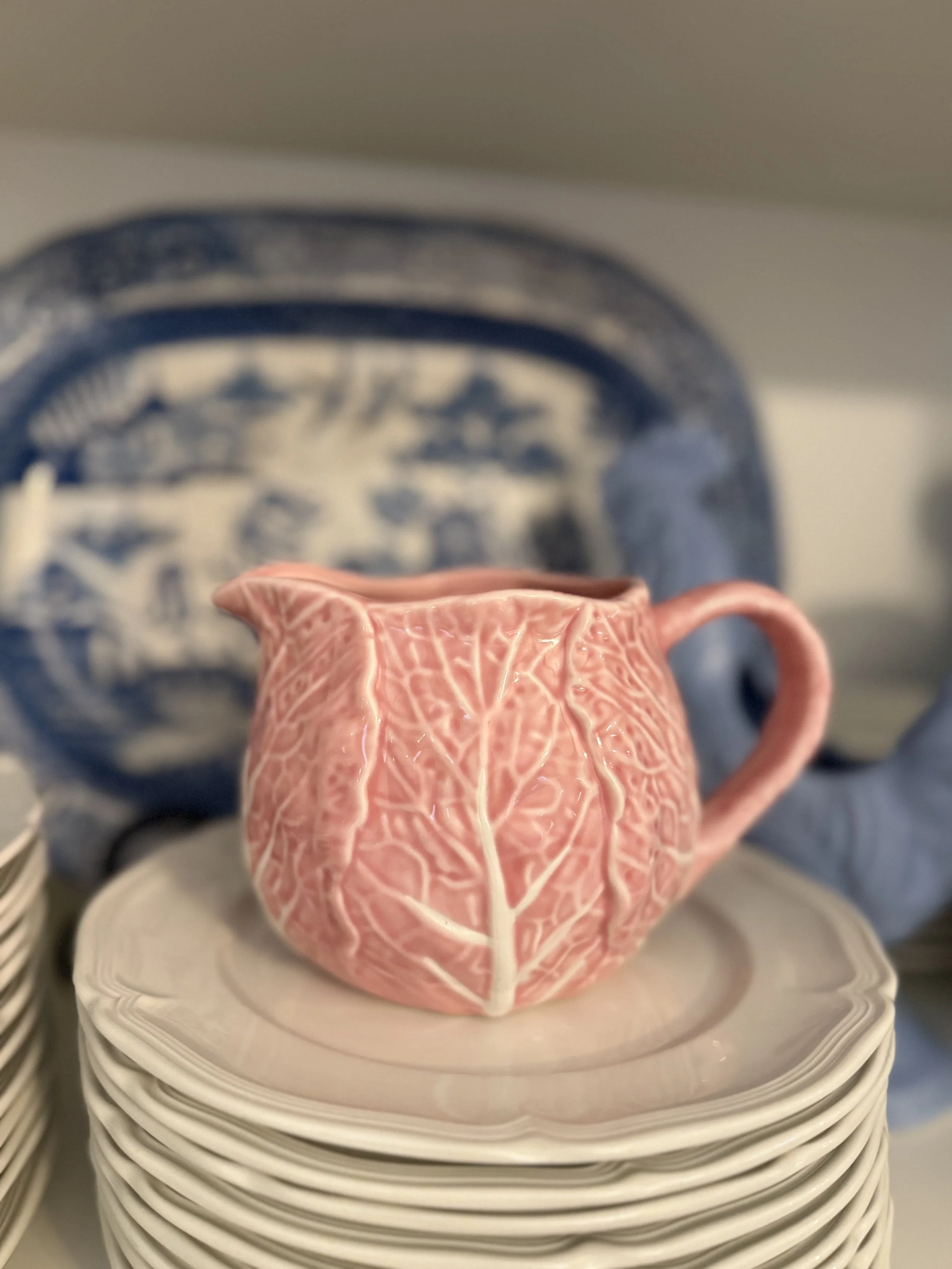 PINK CABBAGE CREAMER vessel