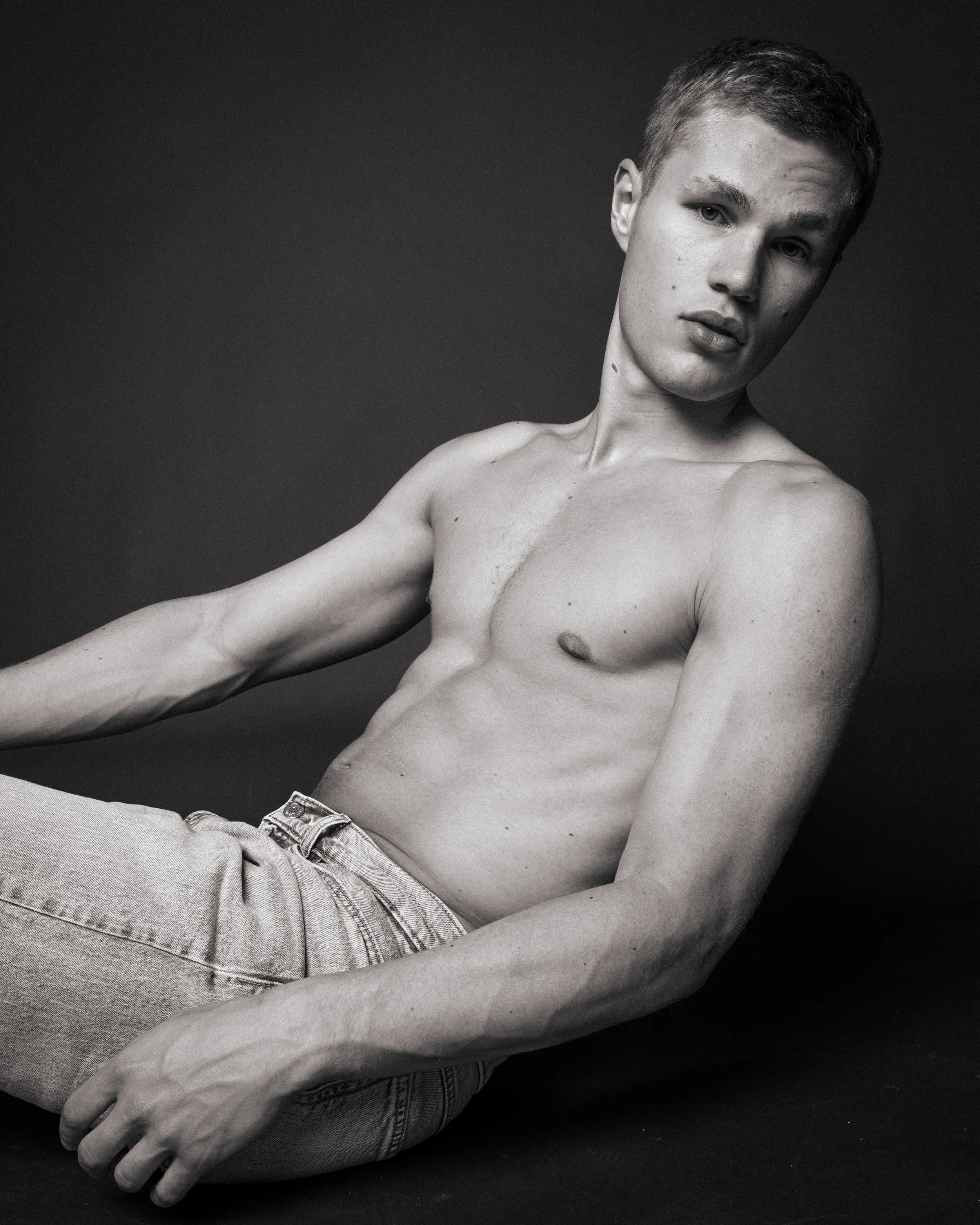 THOMAS-2906-7983-MICHAEL KATTENBELD.jpg