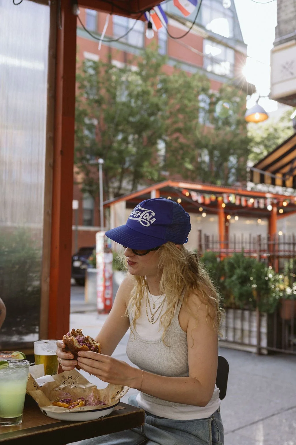 Roebling Sporting Club, Williamsburg's Best Sports Bar and Night Spot