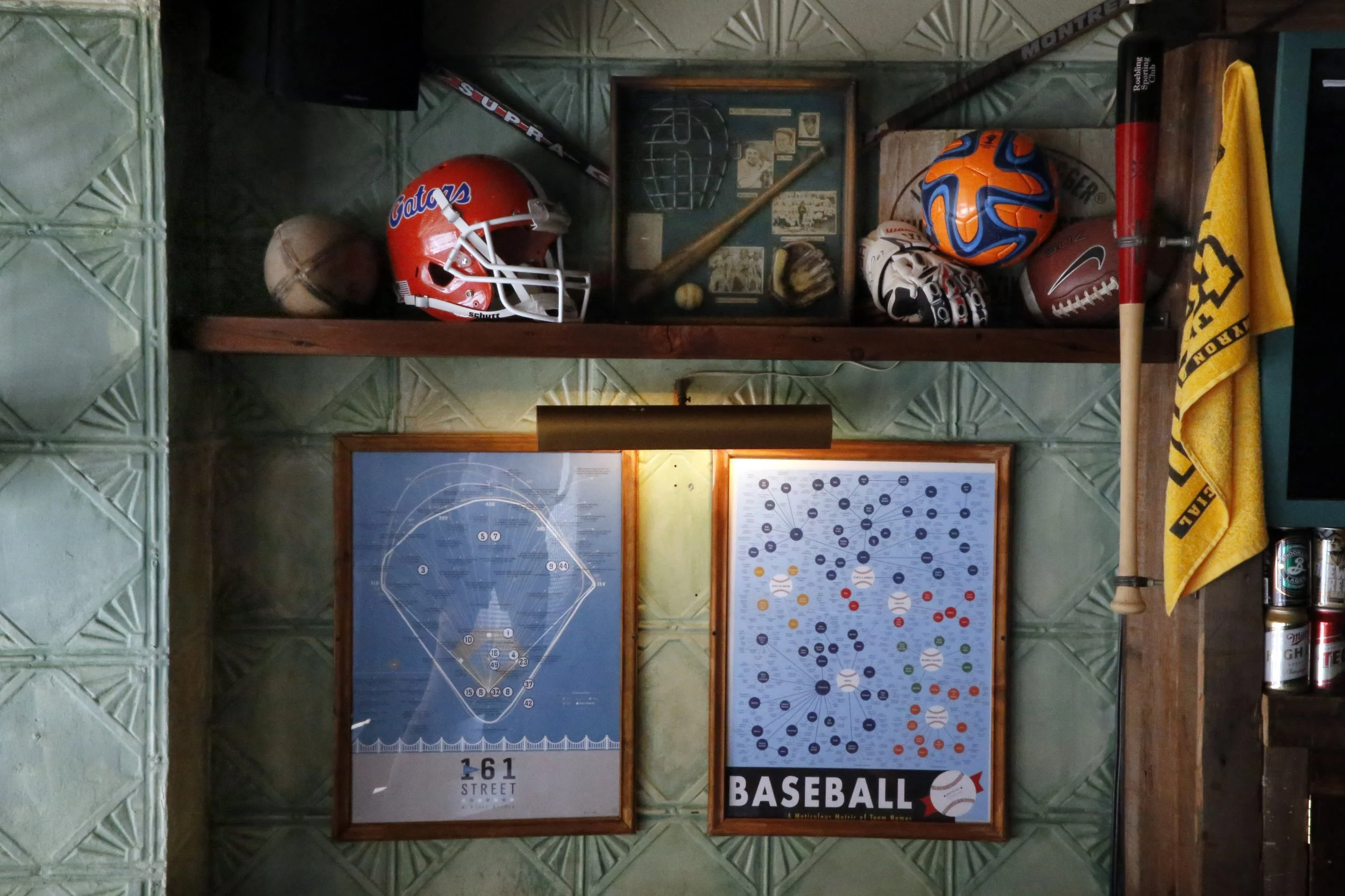 Roebling Sporting Club, Williamsburg's Best Sports Bar and Night Spot