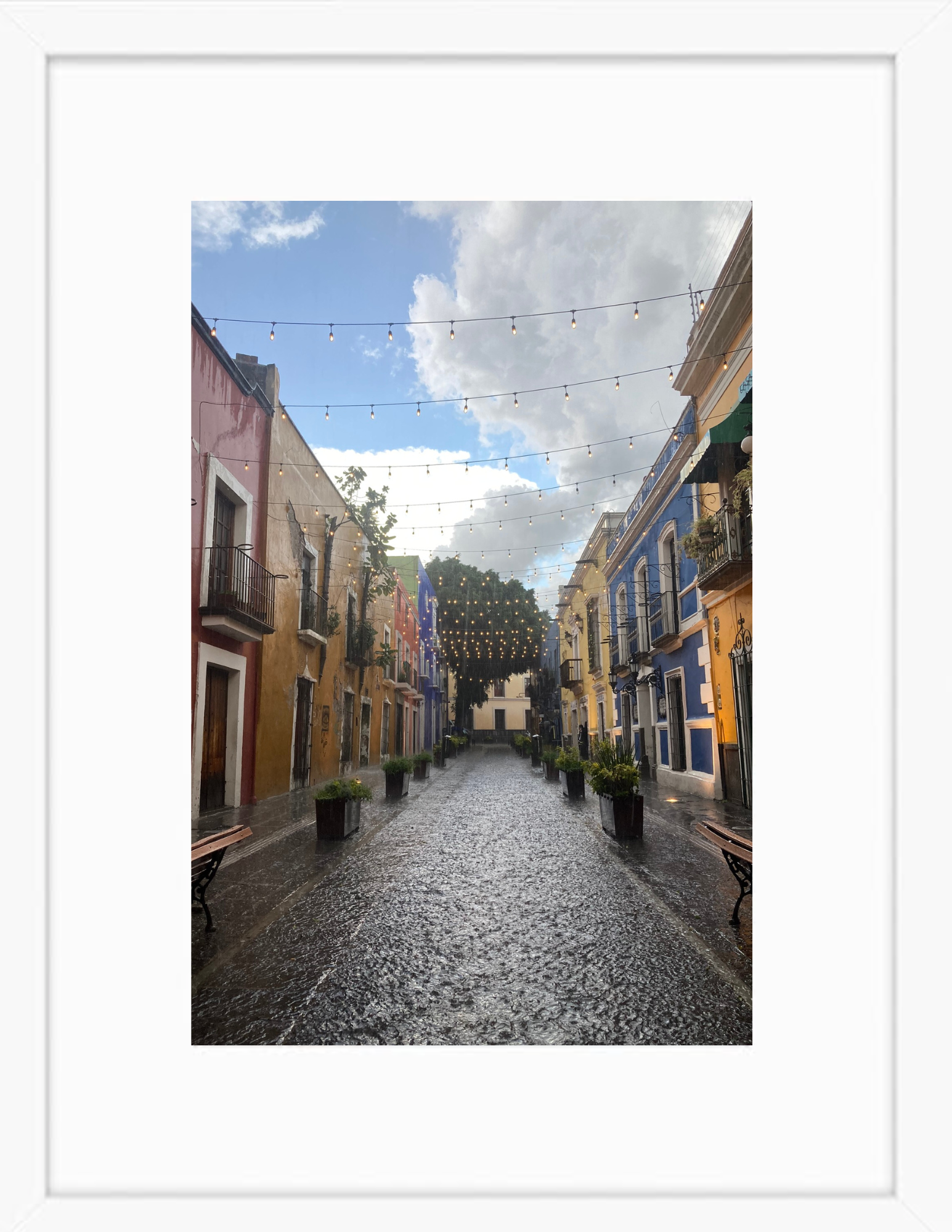 Rain Over Callejón de los Sapos
