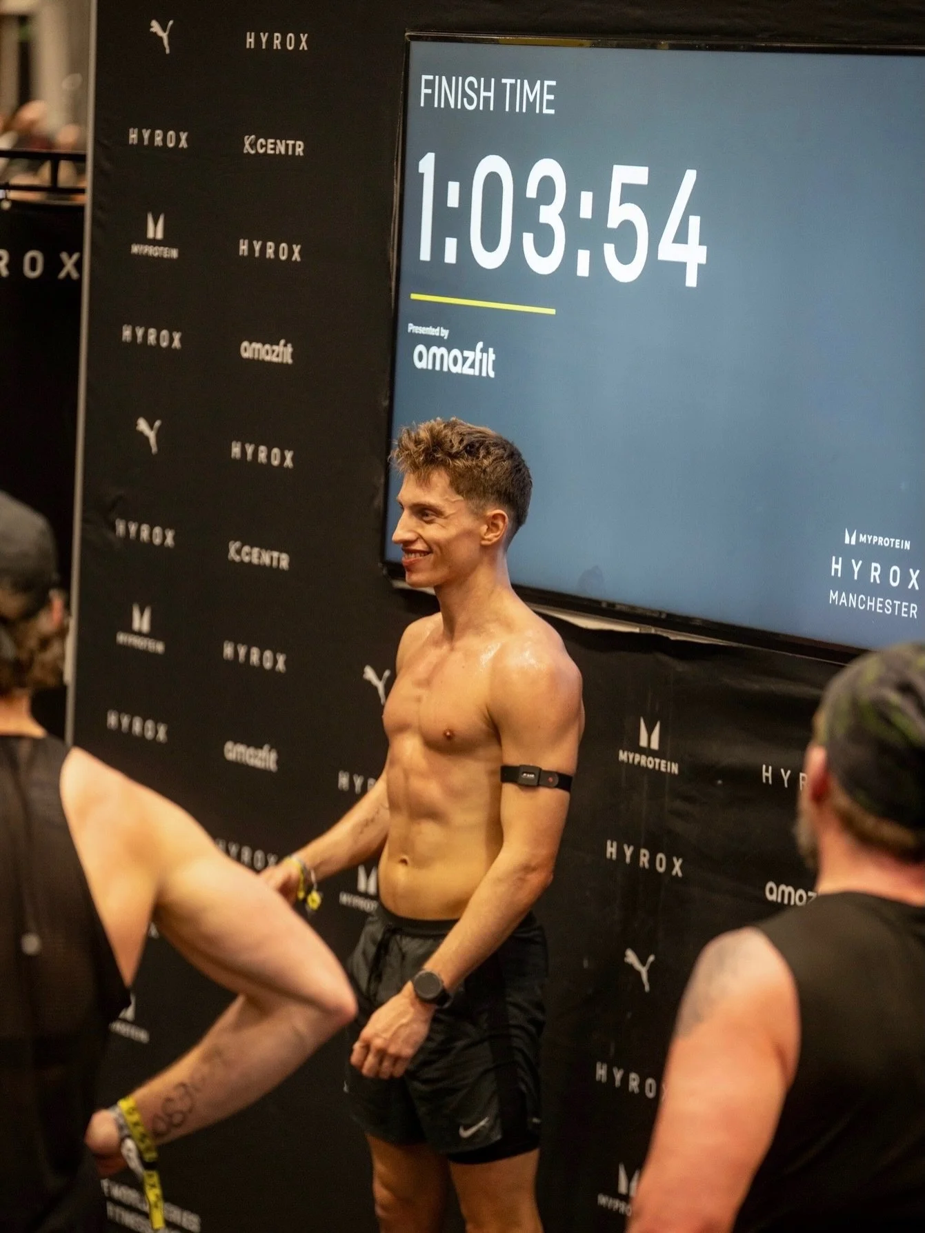 Pb in manchester !! 

Back out there today and managed to get my best hyrox open singles time of 1:03:54:) Ran a decent race and gave it my everything! Finished up in the top 3% but fair play to the boys doing sub 60 that stuff's rapid