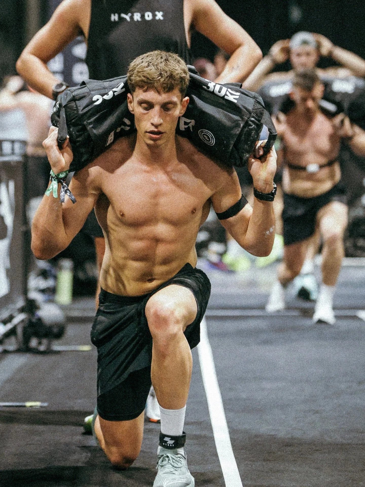 Pro doubles @robbiedowson 

first doubles and first time doing the pro weights made for a fun one last night. A big shift from rob and we split the stations up well to cross the line with 1:03:09 - Think we can be happy with that!

#hyrox