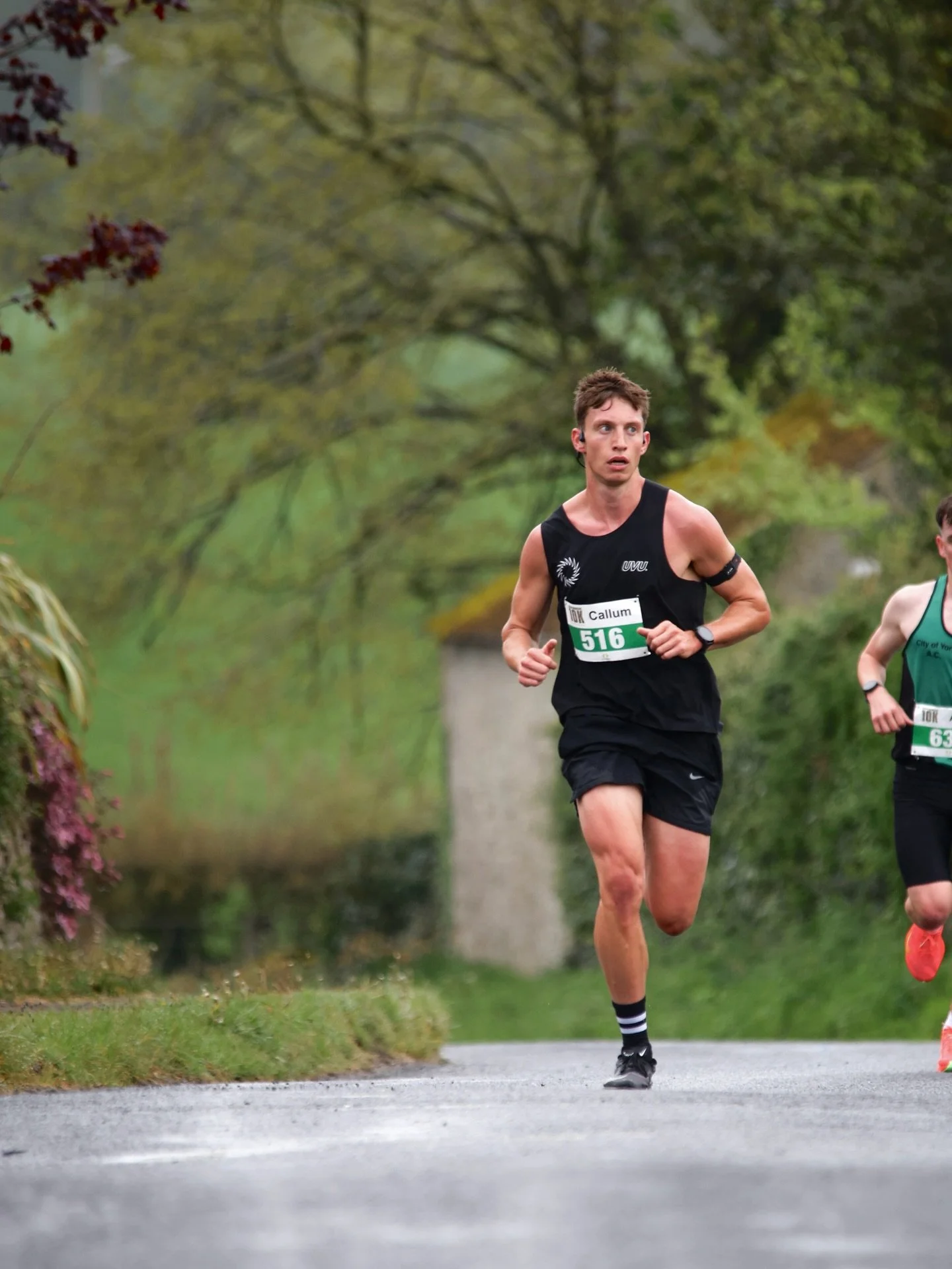 fastest in town !! 

5th place and 1st local yesterday @kms10k with 36:09😄 A cool moment finishing the race in front of the home town - cheers Kirkby!