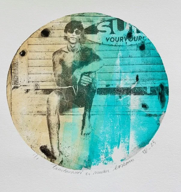 2025 mixed media (Puutarhuri ei nuku koskaan).jpg