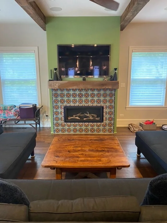 Living Room Accent
Wilmette