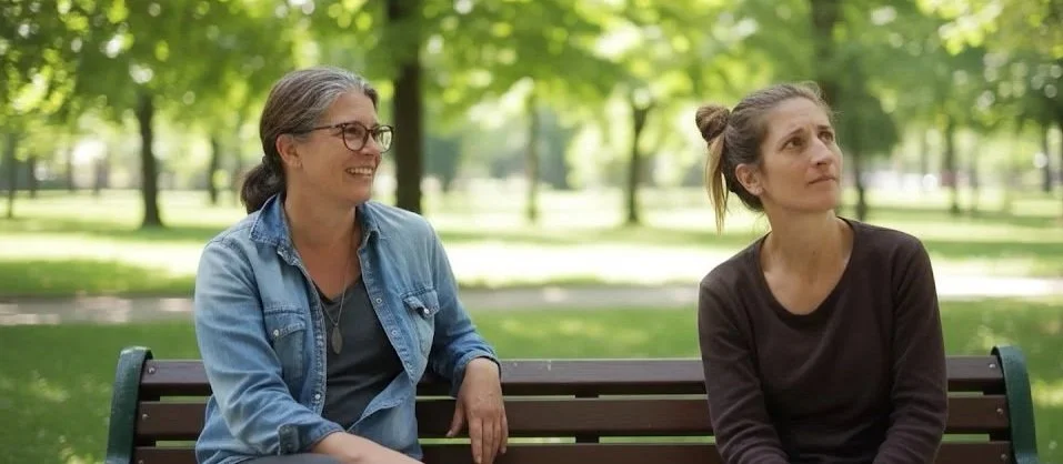 Respirare insieme, pensare insieme. Il team building va oltre l'ufficio, creando connessioni significative in ogni contesto.