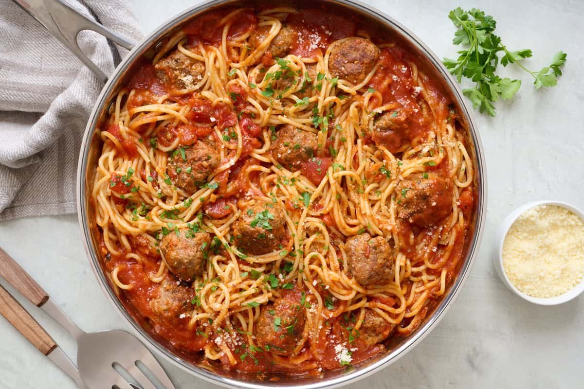 Spaghetti & Meatballs