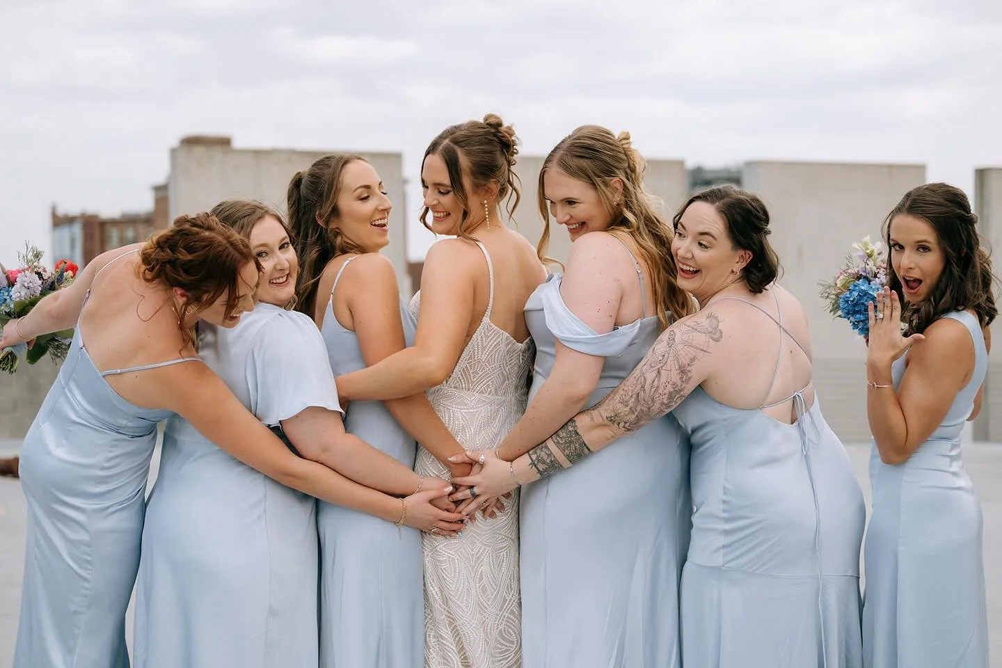 The biggest wedding mistake?
Letting the pressure to perform&rsquo; steal the moment you&rsquo;ve been waiting for. Don&rsquo;t let stress steal your joy 

@dolcebakery
@emmaandgracebridal.denver @birdygrey @joeskc
@gingerharper_piano @themaverickkc

