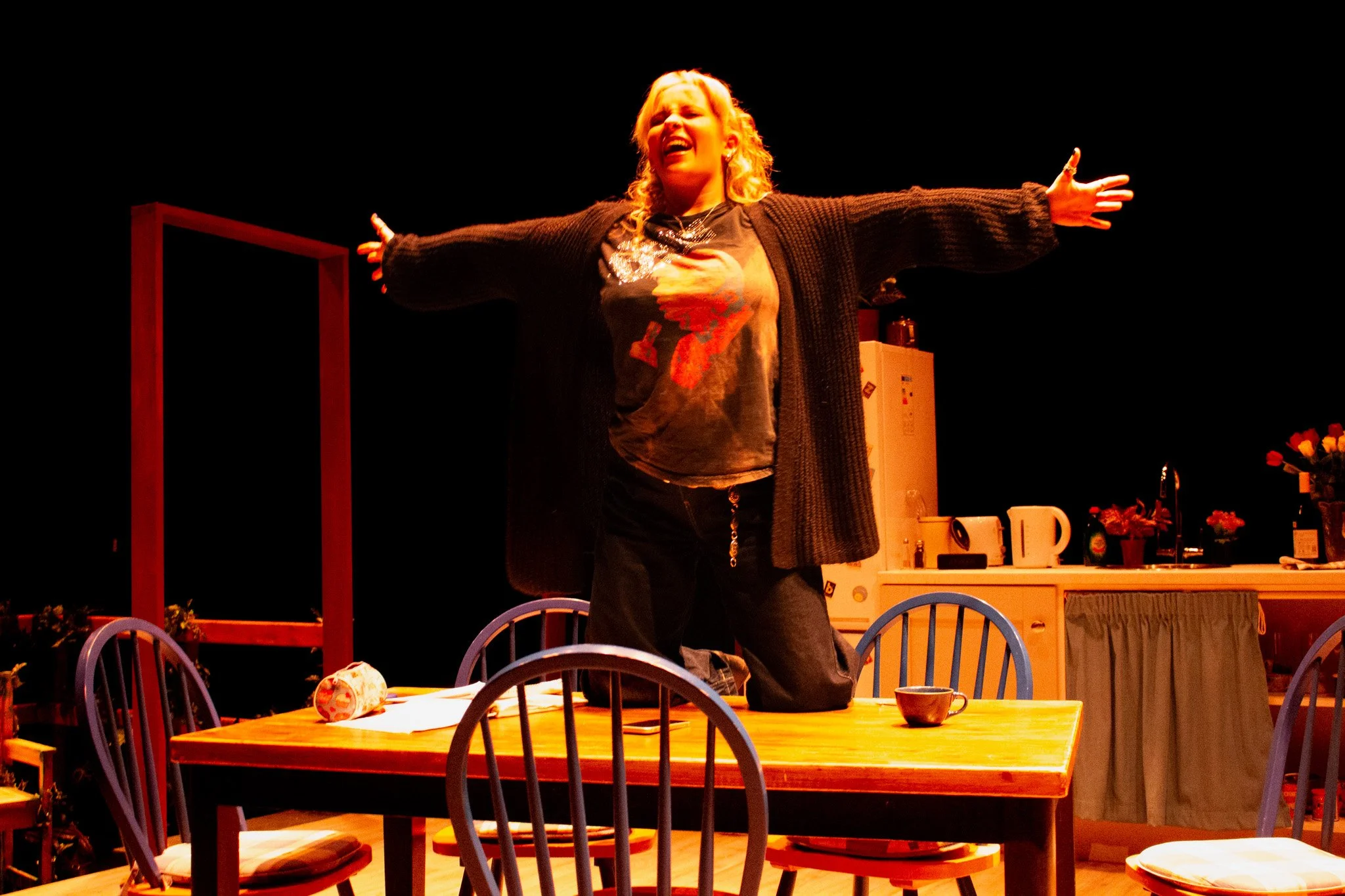 Stills from the Lyric Theatre Production of Cailini