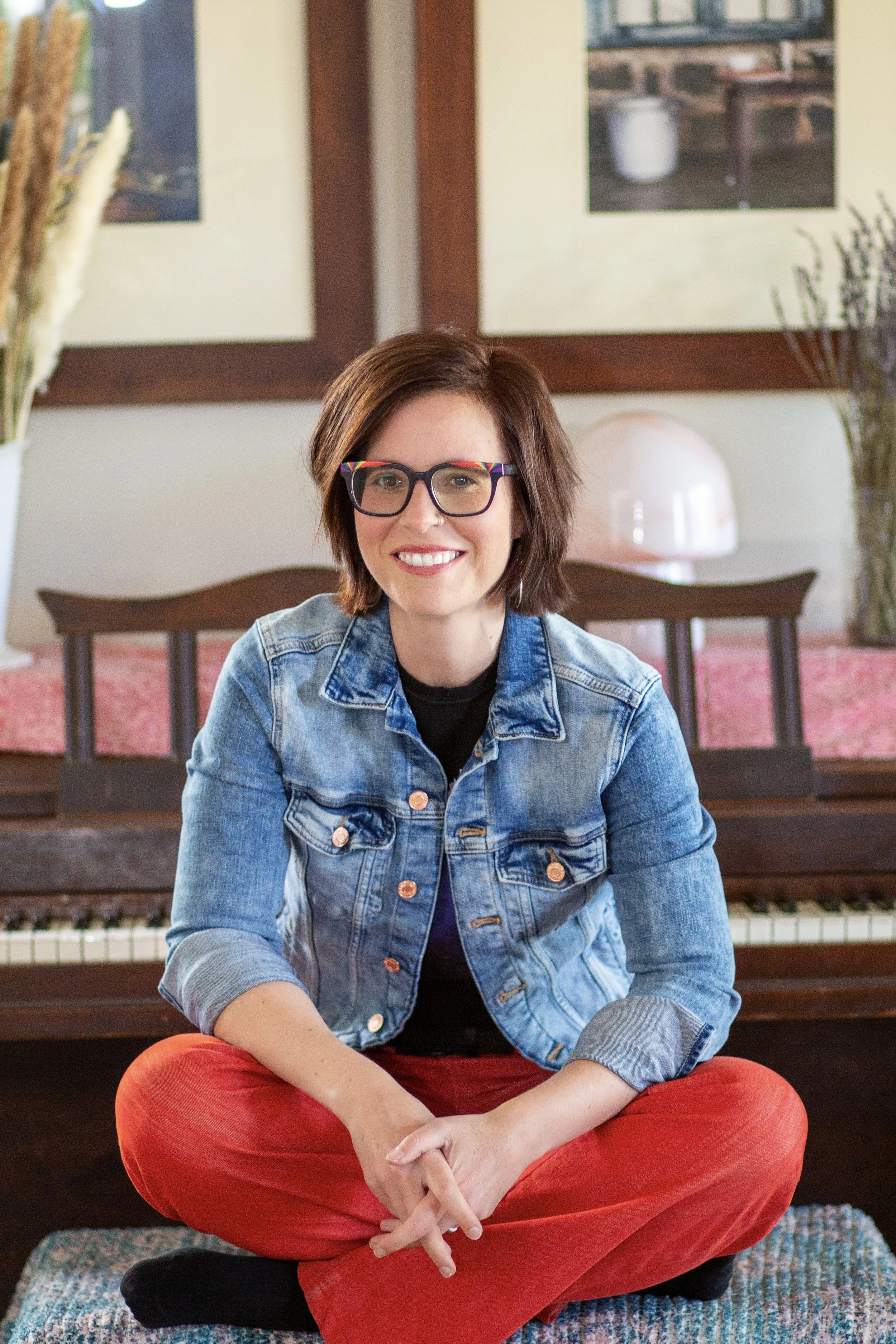 Laura Jo Trexler – Denver and Metro Therapist for Families & Creative Adults