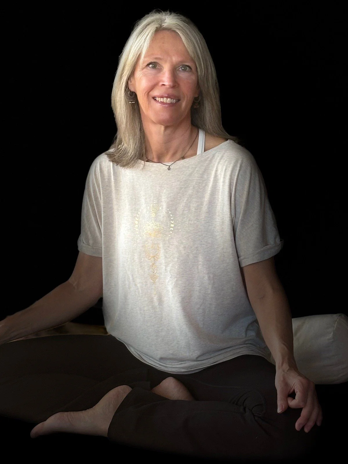 Anniken er yogalærer hos Yogalåven