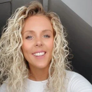 happy customer testimonial conscious good vibes coaching program