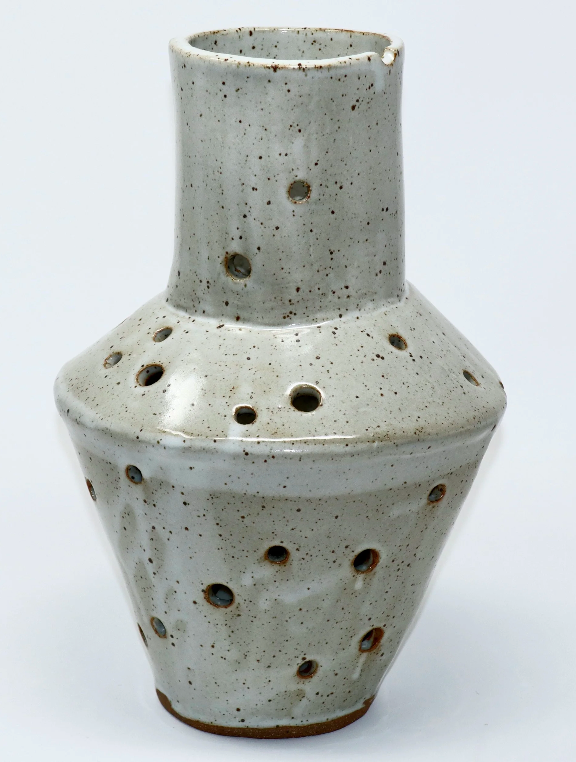 Useless Amphora, 2023