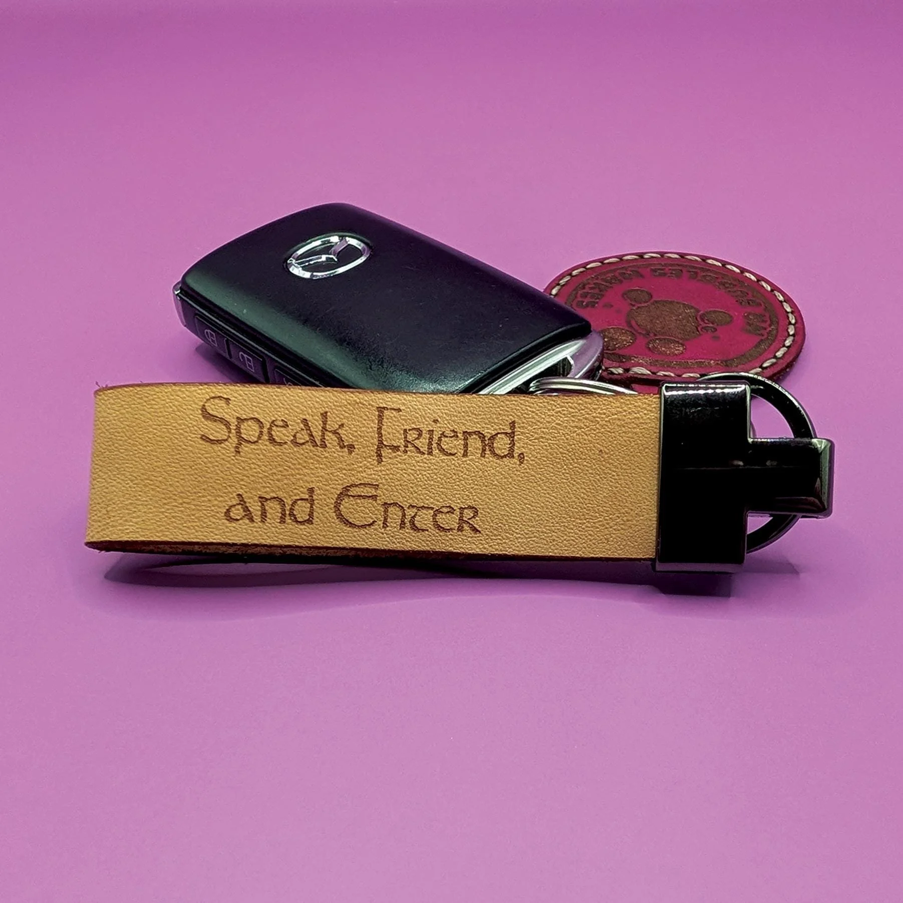 Lord of the Rings Keychain - Speak Friend and Enter