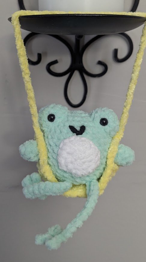 Cheerful Swinging Frog Car Companion