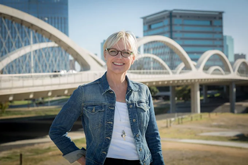 Susan Wade is a Certified Gottman Therapist (CGT), the highest level of Gottman certification