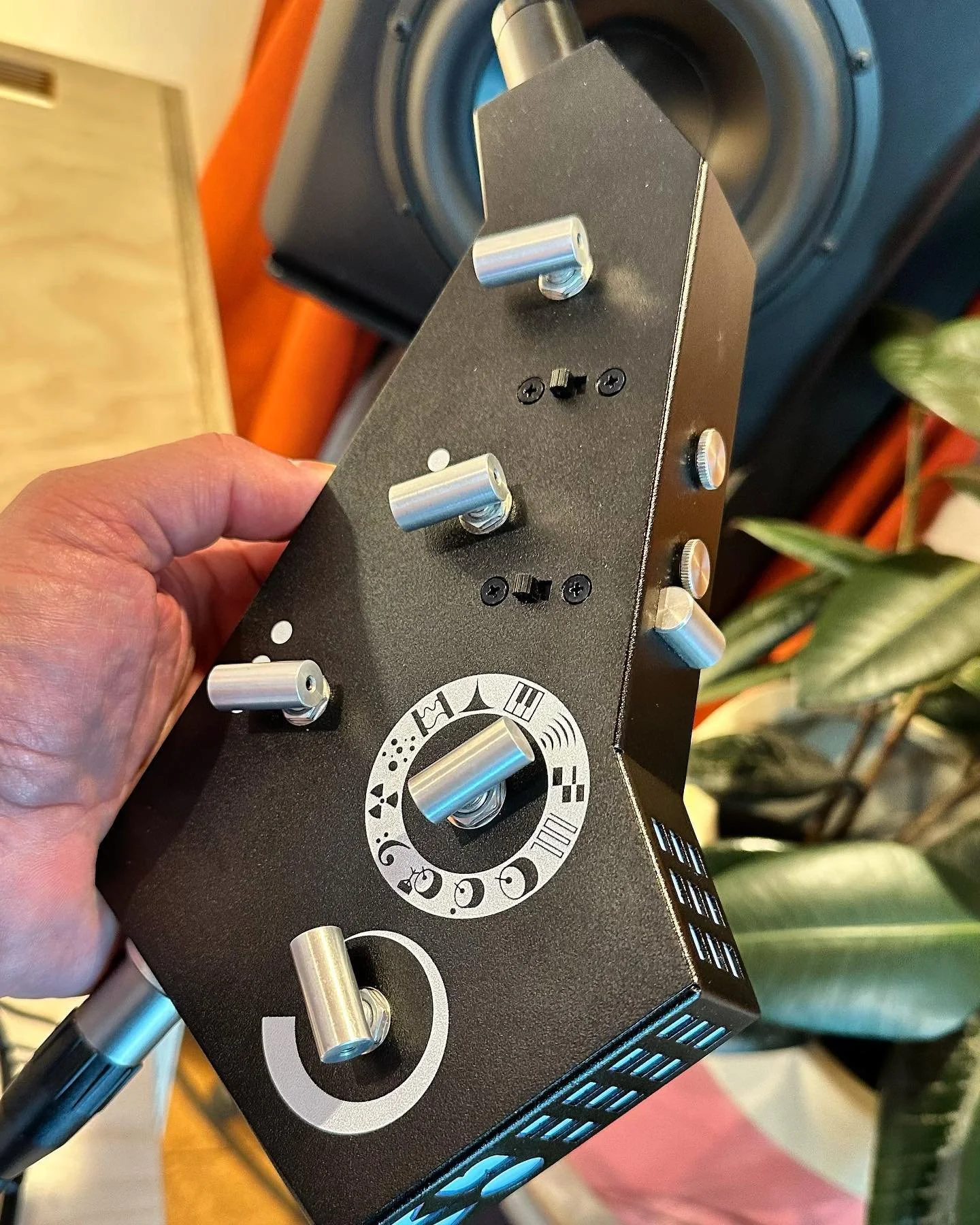 Must admit that I&rsquo;m addicted to playing(singing?) the Soma Instruments &ldquo;The Pipe.&rdquo; Begs to be played through a giant sound system&hellip;Like his other instruments, it can sound like dogs barking from the gates of hell, but this one