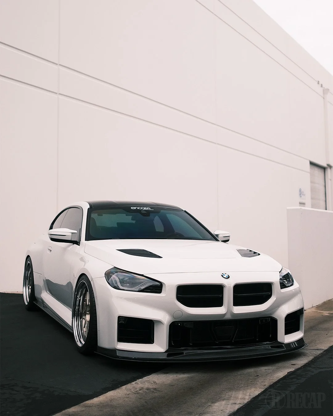 BMWWHITE.jpg