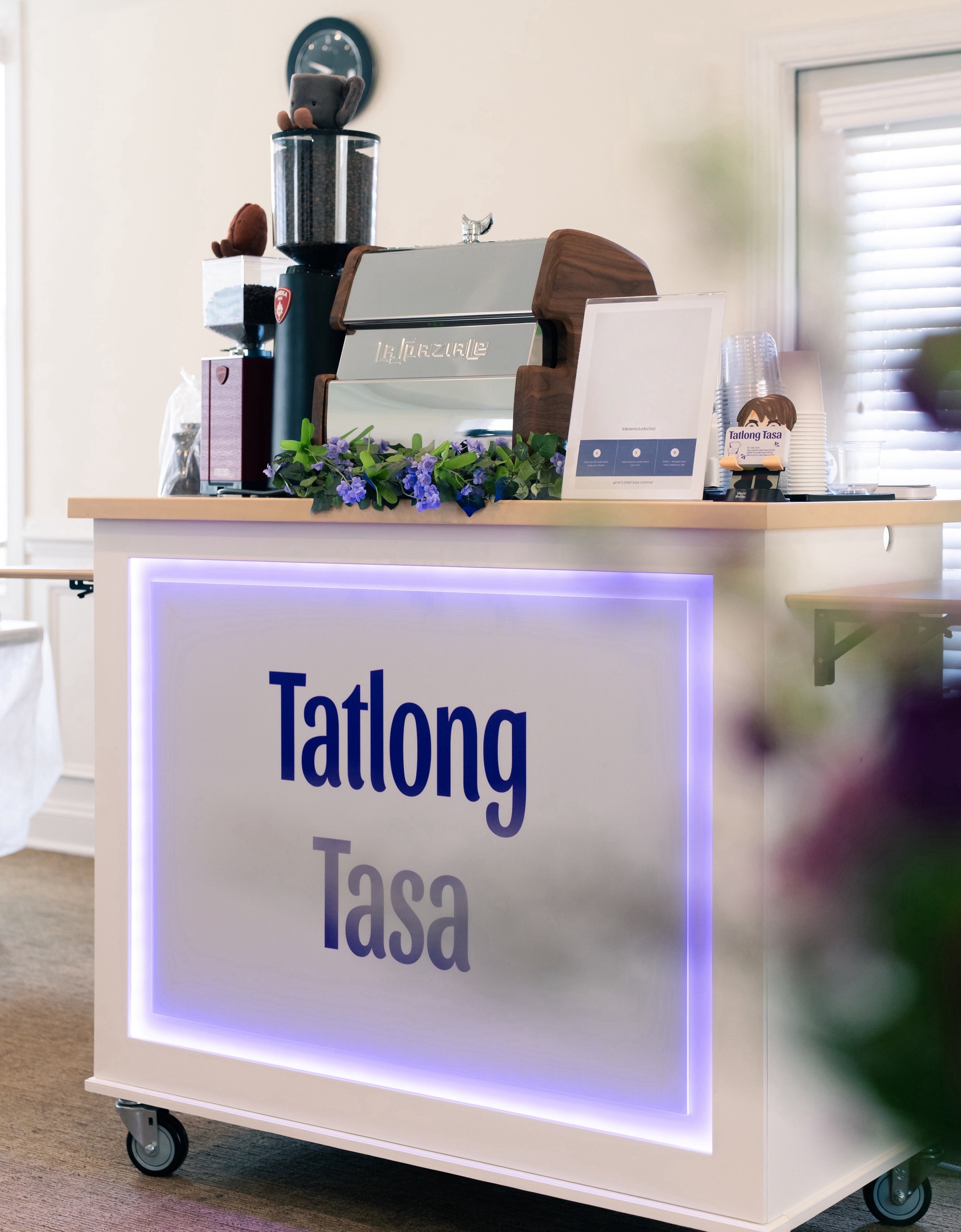 Coffee Cart by Tatlong Tasa at a private coffee cart catering event in Virginia.