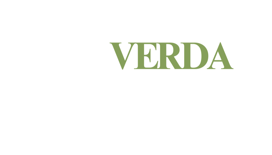 Logo für VALVERDA Boutique Apartments mit schwarzem Hintergrund, weißen und grünen Texten, und einer weißen Linienzeichnung am unteren Rand.
