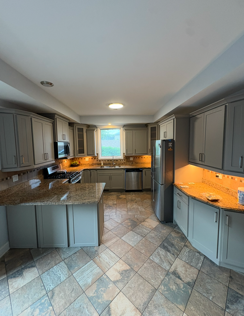 After photo of completed kitchen renovation in Crystal Lake Illinois