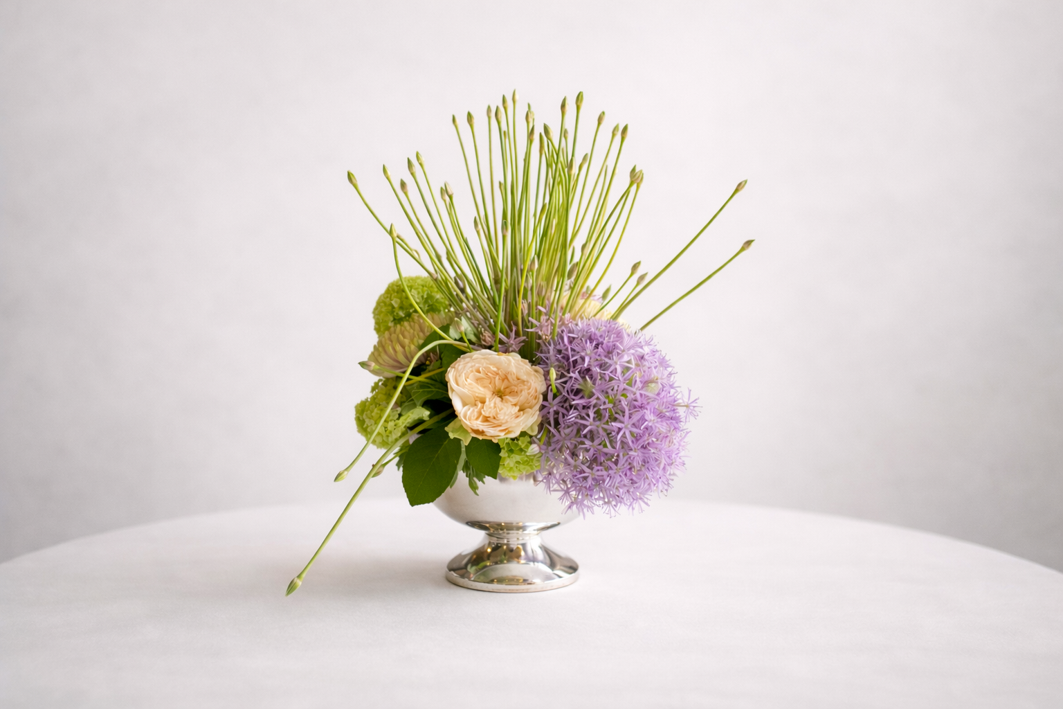 Garden Rose & Allium Elegance