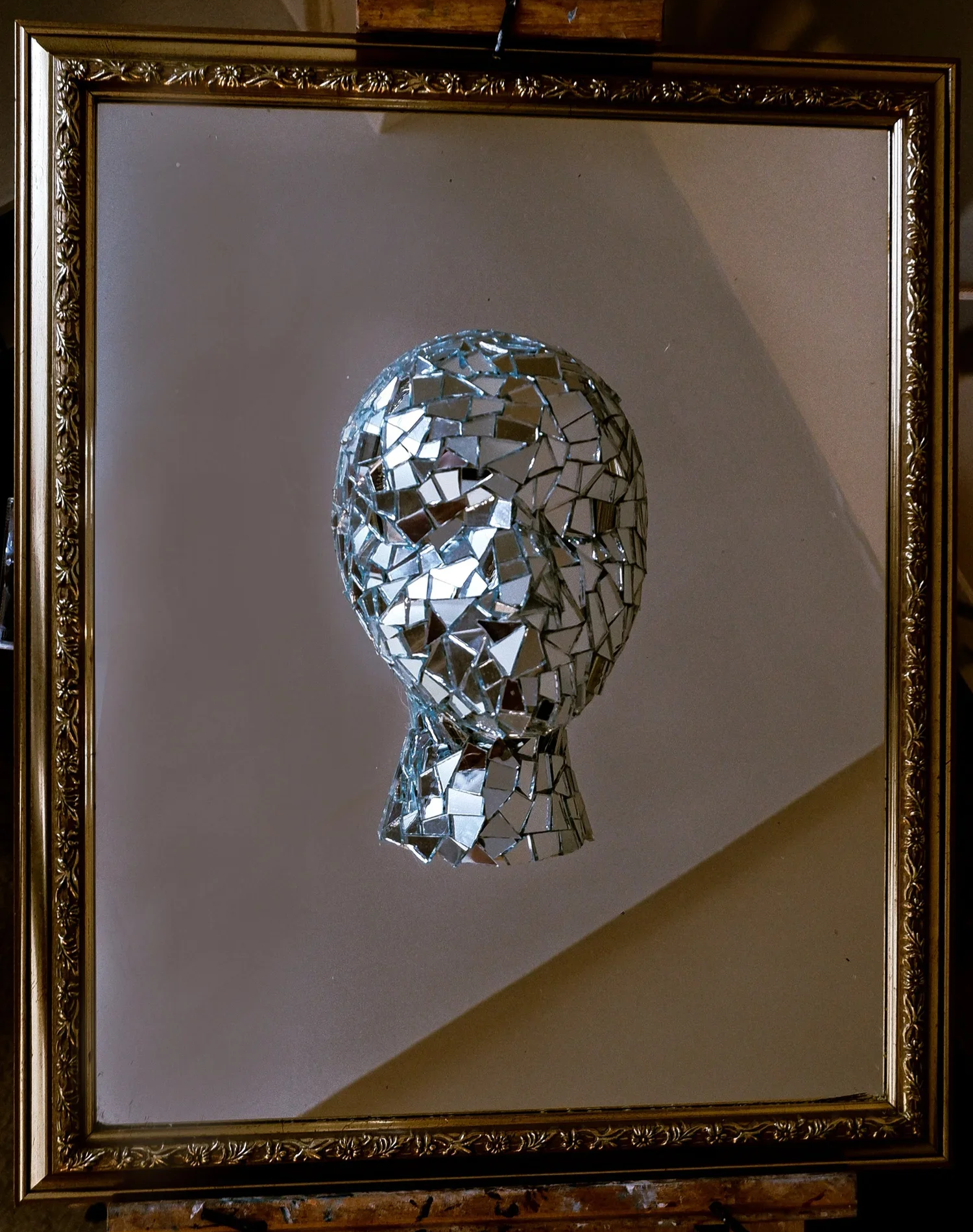 'I hold my broken face between my hands' 
-Nizar Qabbani 
Self-portait 