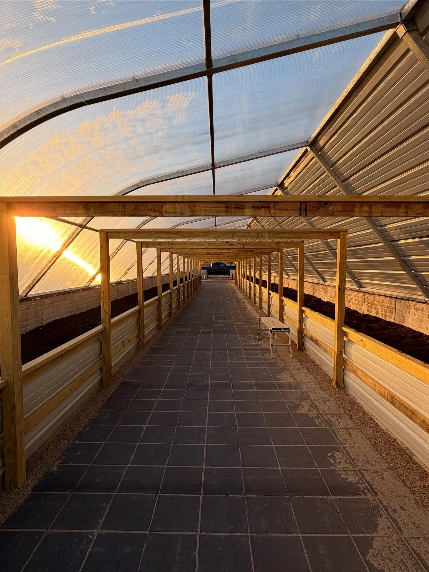 We&rsquo;ve made a lot of progress on our greenhouse project! Even Boe has lent a hand with the gravel! 

#m3constructionnebraska #mckeilmichalekconstruction #newconstruction #nebraska #thegoodlife #smallbusiness #handyman #contractor #contractorsofi