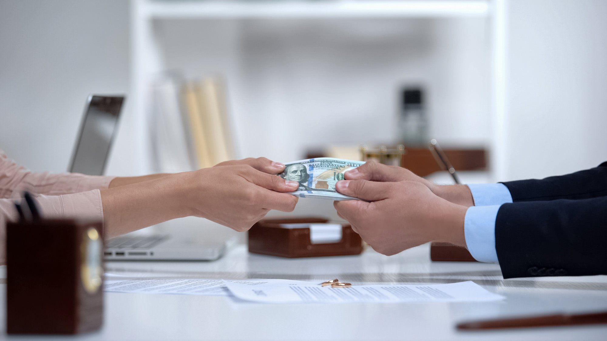 What Georgia Residents Should Know About Dividing Assets in Divorce